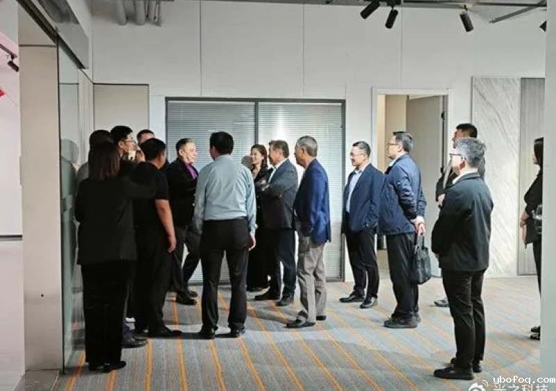 中国建筑业协会、肖绪文院士及鄂尔多斯市领导一行莅临hth网页版在线登录入口王者参观考察